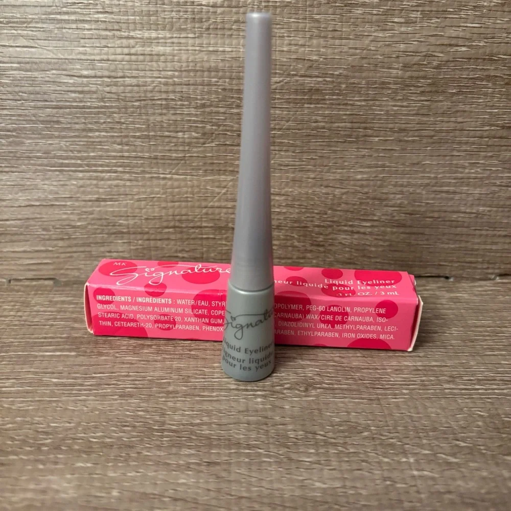 MARY KAY Signature Liquid eyeliner ~ BLACK~002672 NEW